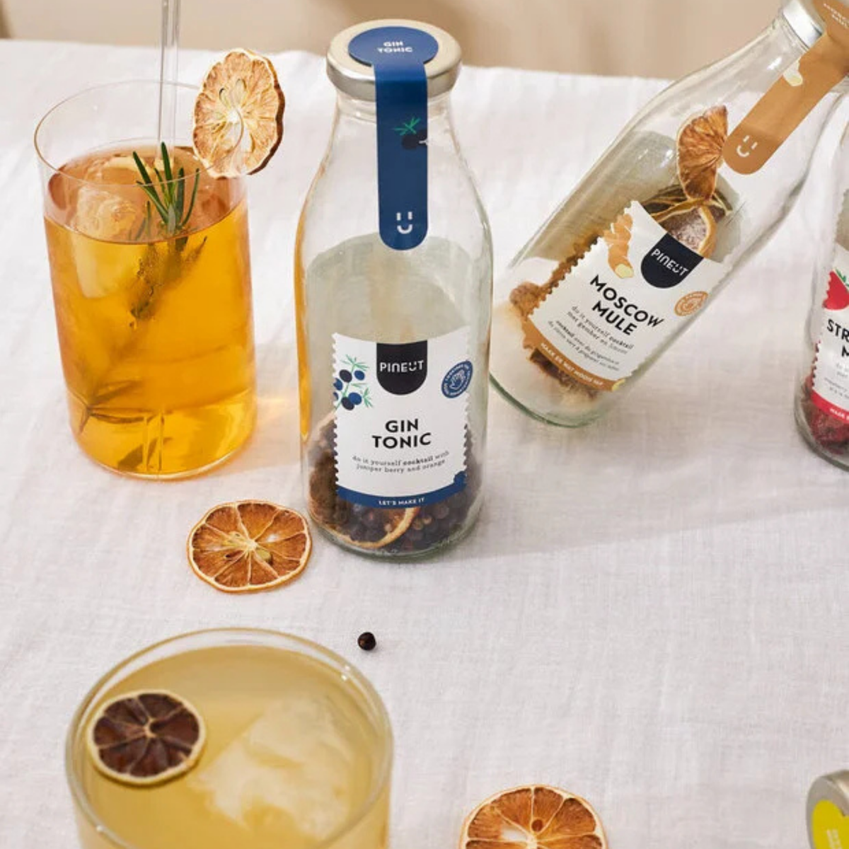 Préparation Cocktail - Gin Tonic
