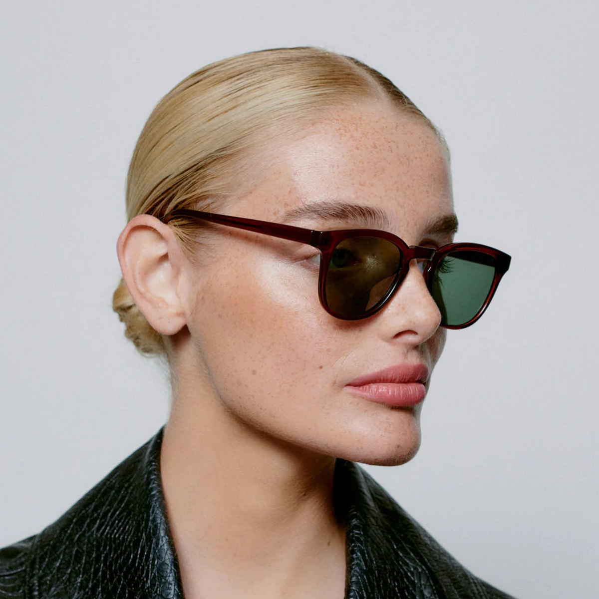 Lunettes de soleil Bate - Marron Transparent