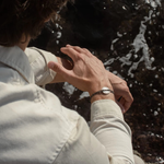 Bracelet Tramontane rose des vents argent vieilli - Kaki blanc rouge