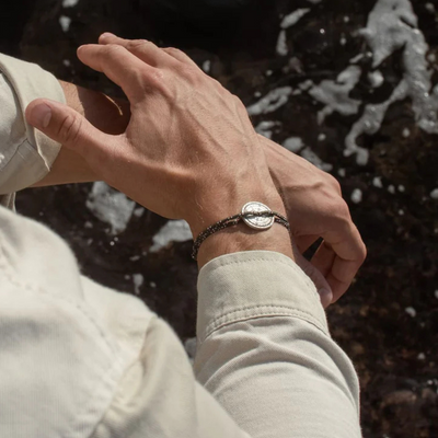 Bracelet Tramontane rose des vents argent vieilli - Kaki blanc rouge