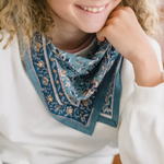 Small Scarf / Foulard Enfant - Folk Nuage