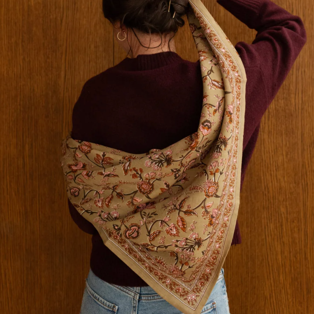Grand foulard fleuri - Nesta Thé