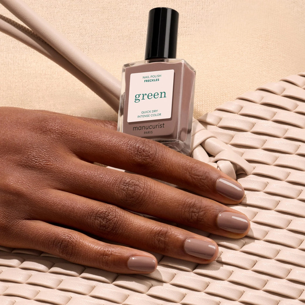 Vernis Green - Freckles