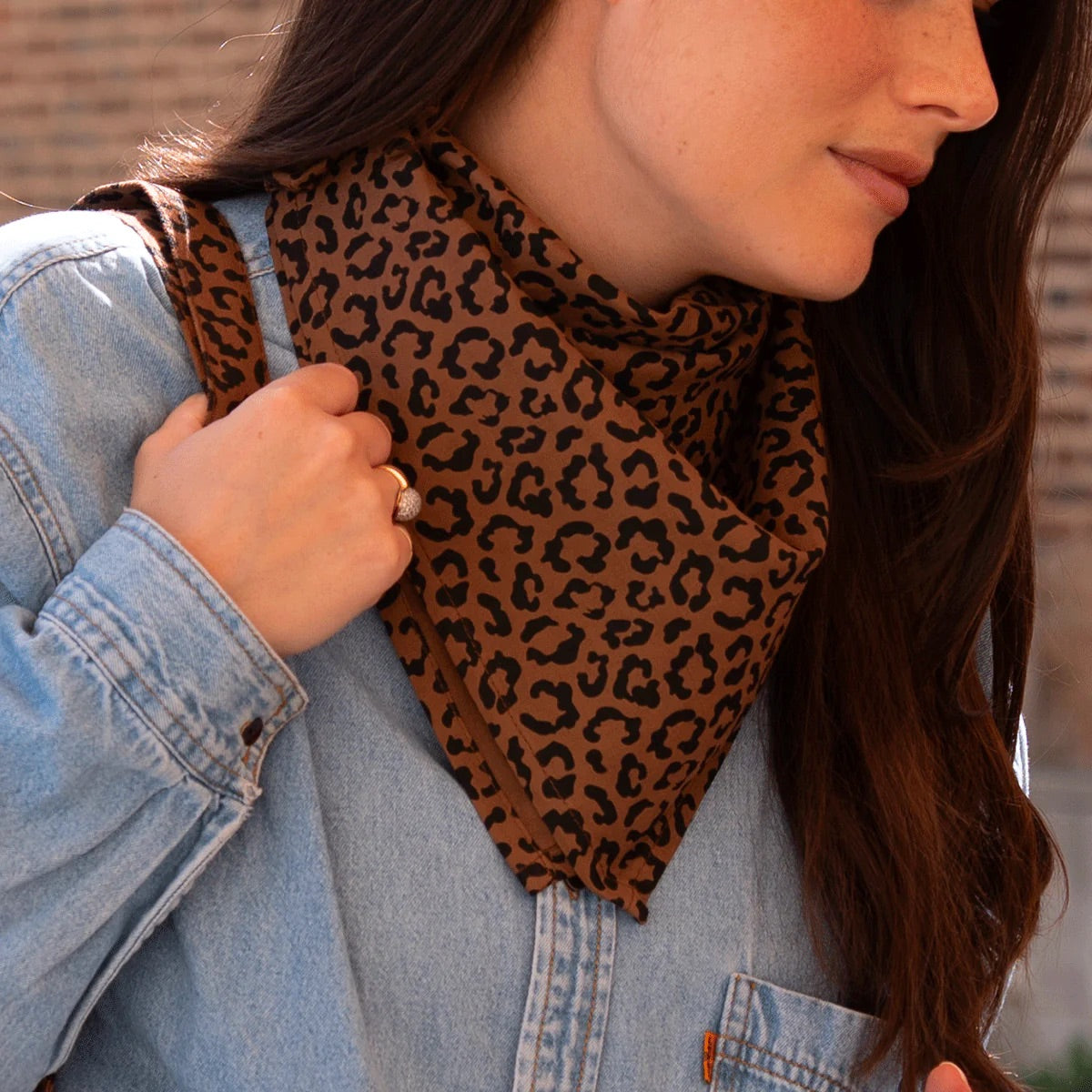 Petit foulard - léopard marron foncé